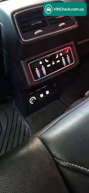 Audi e-tron 2019, фото з оголошення 2 з 21, VIN WA1VAAGEXKB020980