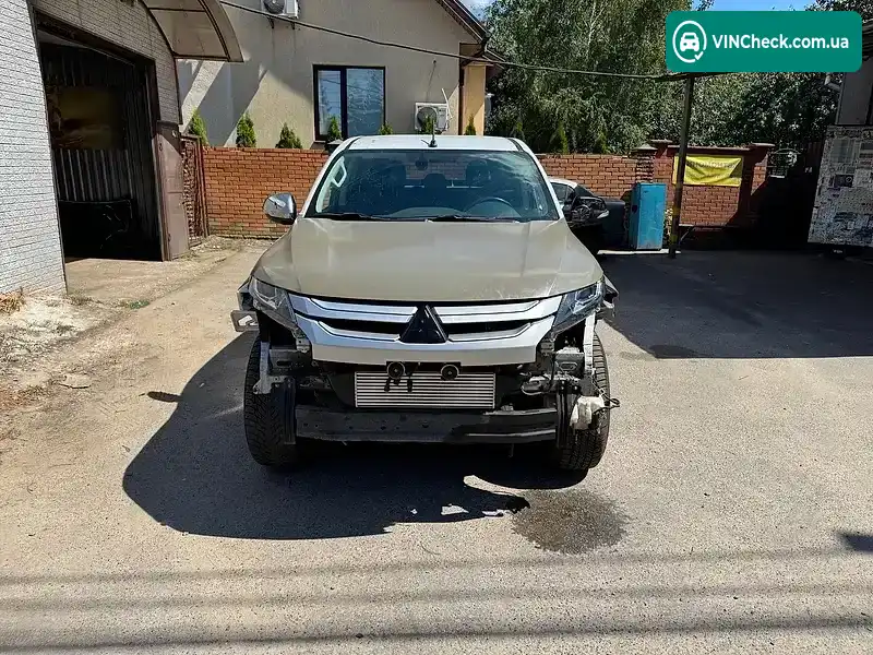 Mitsubishi L 200 2021, фото з оголошення 2 з 9, VIN MMCJJKL10NH004016