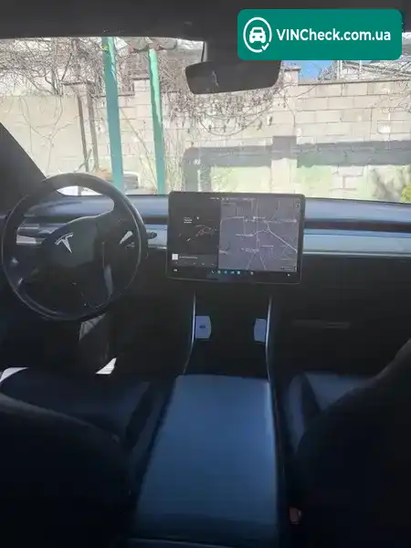 Tesla Model 3 2019, фото з оголошення 2 з 21, VIN 5YJ3E1EA3KF415615