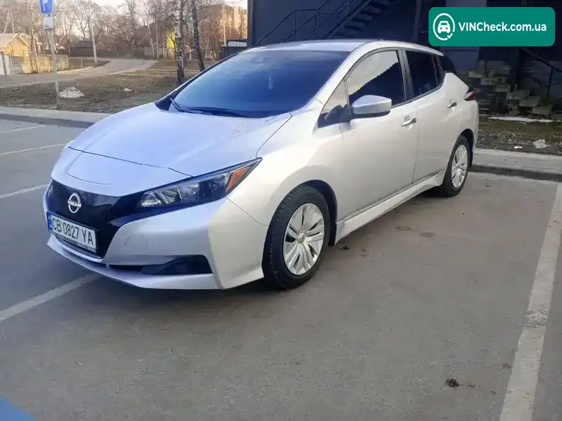 Nissan Leaf 2023, фото з оголошення 1 з 10, VIN 1N4AZ1BV0PC555943