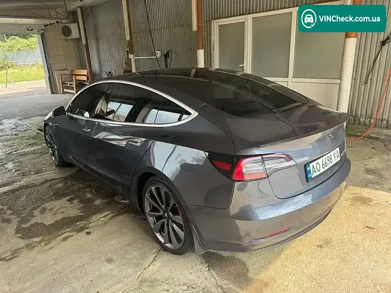 Tesla Model 3 2020, фото з оголошення 2 з 12, VIN 5YJ3E7ECXLF652804