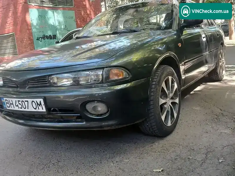 Mitsubishi Galant 1993, фото з оголошення 1 з 11, VIN JMBLNE52APZ001788