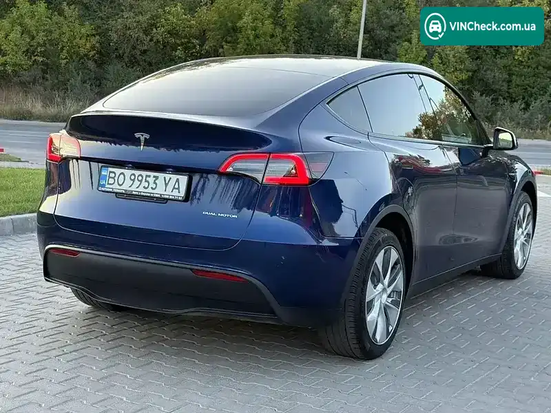 Tesla Model Y 2023, фото з оголошення 2 з 20, VIN 7SAYGDEE5PA124819
