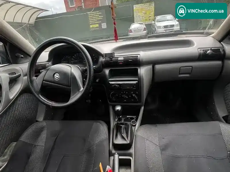 Opel Astra 1994, фото з оголошення 2 з 21, VIN W0L000058R5191135