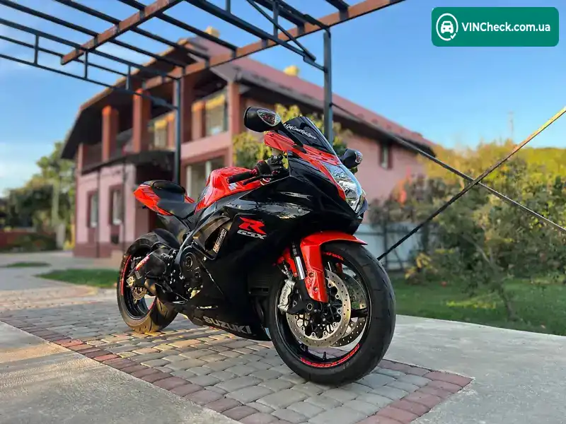 Suzuki GSX-R 600 2021, фото з оголошення 1 з 15, VIN JS1GN7FAXN7100205