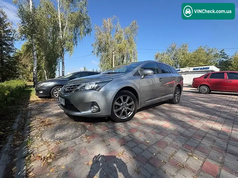 Toyota Avensis 2012, фото з оголошення 1 з 4, VIN SB1ED76LX0E089300