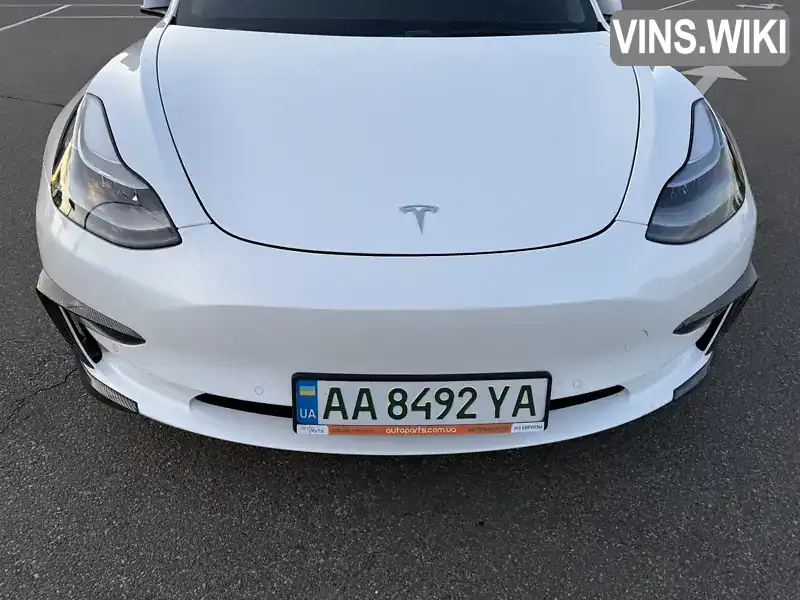 Tesla Model 3 2022, фото з оголошення 2 з 21, VIN 5YJ3E1EAXNF252160