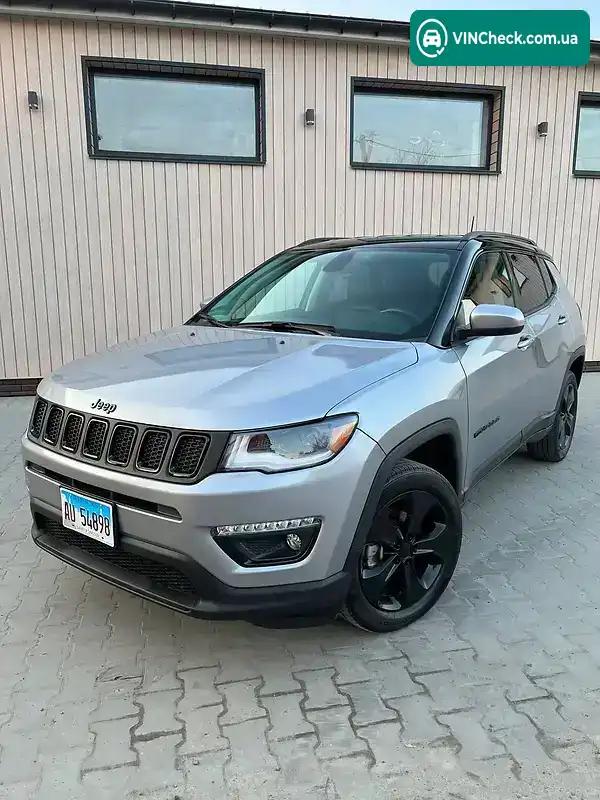 Jeep Compass 2020, фото з оголошення 2 з 20, VIN 3C4NJDBB6LT239973