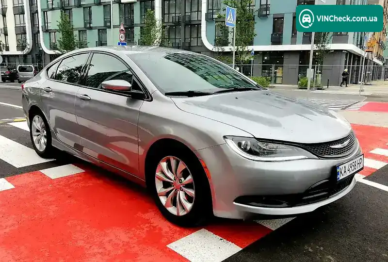 Chrysler 200 2015, фото з оголошення 1 з 20, VIN 1C3CCCBBXFN755077