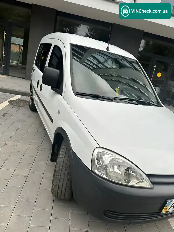 Opel Combo 2005, фото з оголошення 2 з 10, VIN W0L0XCF2553048793