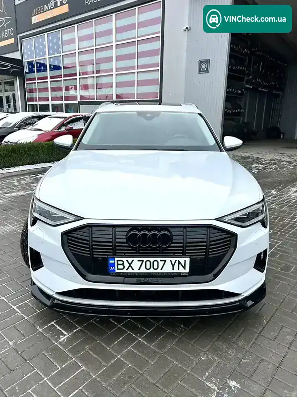 Audi e-tron 2019, фото з оголошення 2 з 11, VIN WA1AAAGE8KB009572