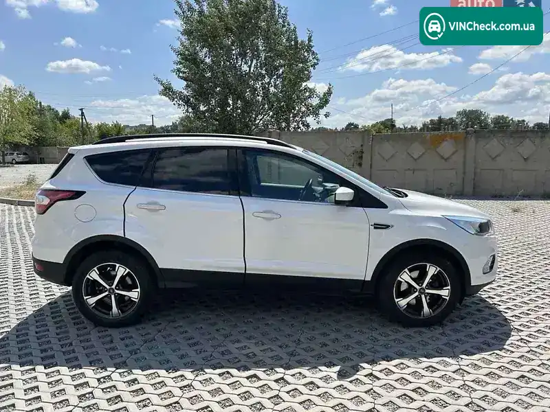 Ford Escape 2017, фото з оголошення 1 з 7, VIN 1FMCU9HD6JUA50789