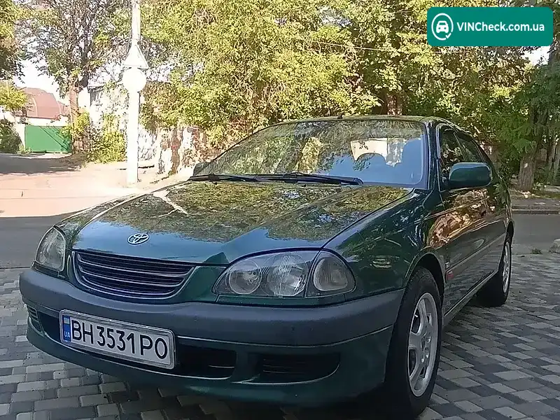 Toyota Avensis 1999, фото з оголошення 2 з 11, VIN SB153ABN10E035096