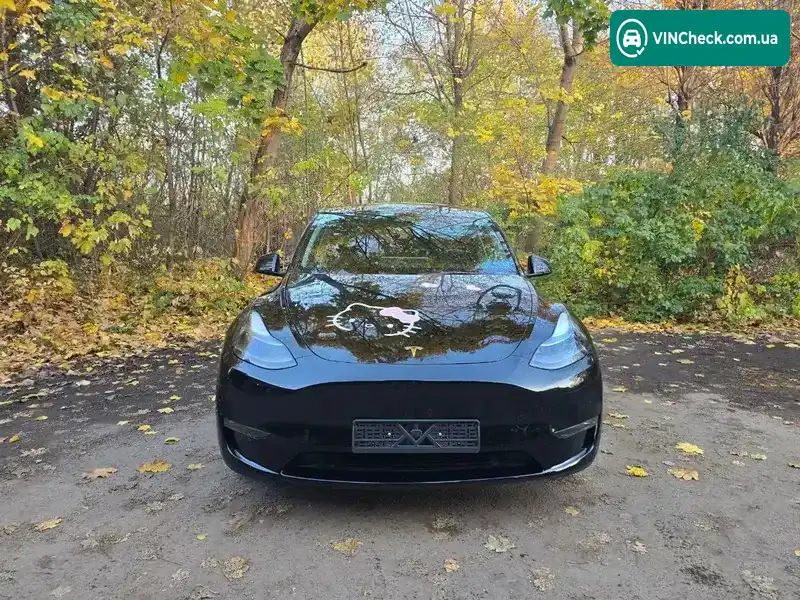 Tesla Model Y 2023, фото з оголошення 1 з 11, VIN 7SAYGAEE5PF880779