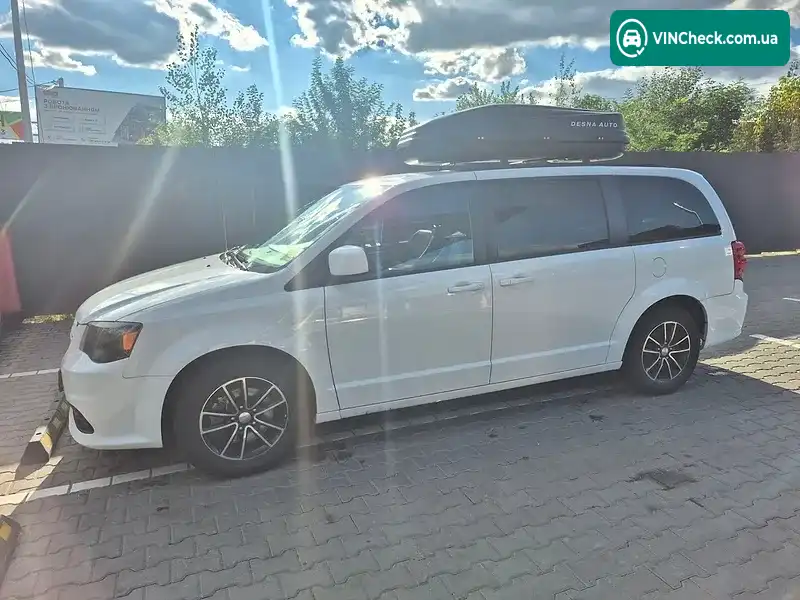 Dodge Grand Caravan 2019, фото з оголошення 2 з 20, VIN 2C4RDGEG1KR622884