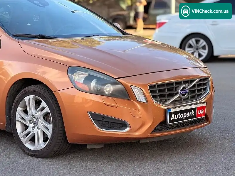 Volvo S60 2011, фото з оголошення 2 з 18, VIN YV1FS9056C2103264