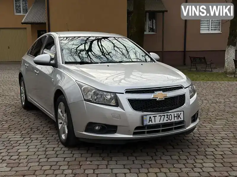 Chevrolet Cruze 2010, фото з оголошення 2 з 21, VIN KL1JA69RJBK022080