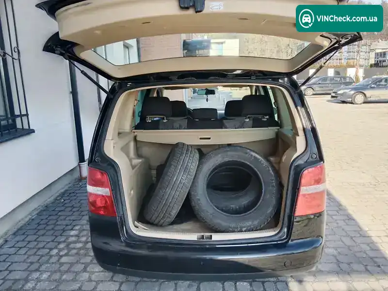 Volkswagen Touran 2003, фото з оголошення 2 з 21, VIN WVGZZZ1TZ4W079225