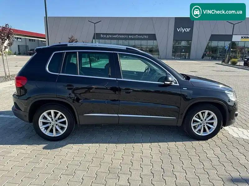 Volkswagen Tiguan 2014, фото з оголошення 2 з 20, VIN WVGZZZ5NZFW049930