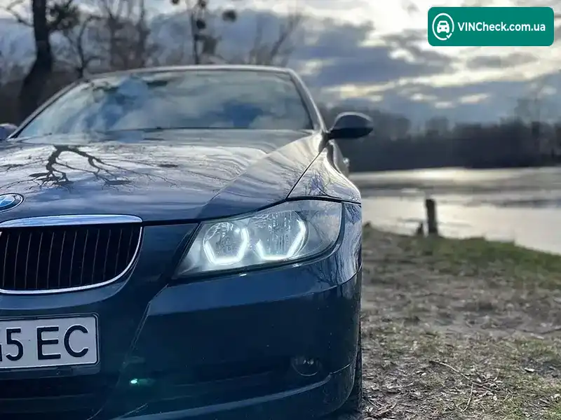 BMW 3 Series 2007, фото з оголошення 2 з 7, VIN WBAVA51090KR98066