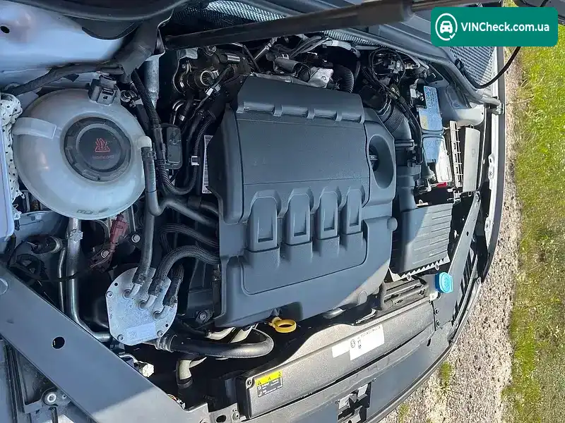 Volkswagen Passat 2019, фото з оголошення 2 з 20, VIN WVWZZZ3CZLE042463