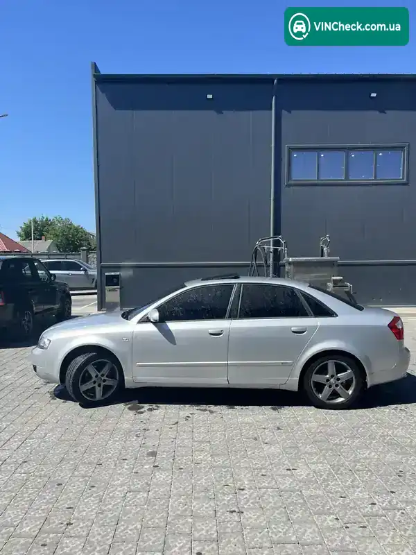 Audi A4 2003, фото з оголошення 2 з 12, VIN WAUJC68E33A214880