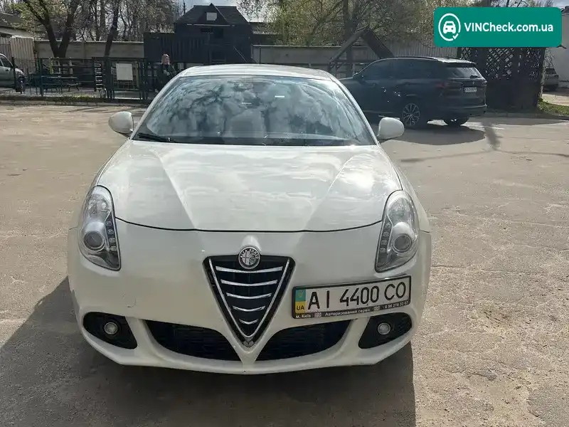Alfa Romeo Giulietta 2012, фото з оголошення 1 з 9, VIN ZAR94000007182756