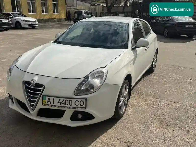 Alfa Romeo Giulietta 2012, фото з оголошення 2 з 9, VIN ZAR94000007182756