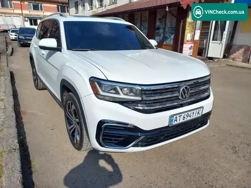 Volkswagen Atlas 2021, фото з оголошення 2 з 18, VIN 1V2TR2CA6MC574365