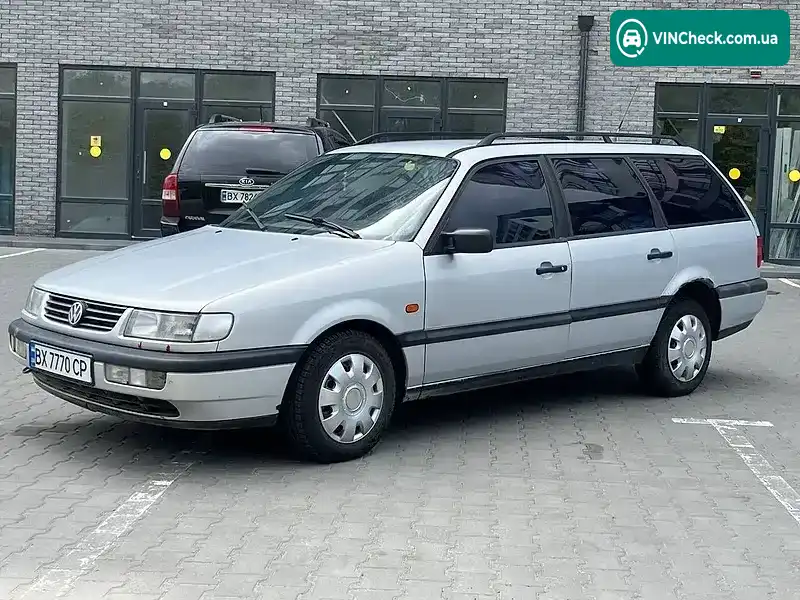 Volkswagen Passat 1994, фото з оголошення 1 з 21, VIN WVWZZZ3AZRE057583