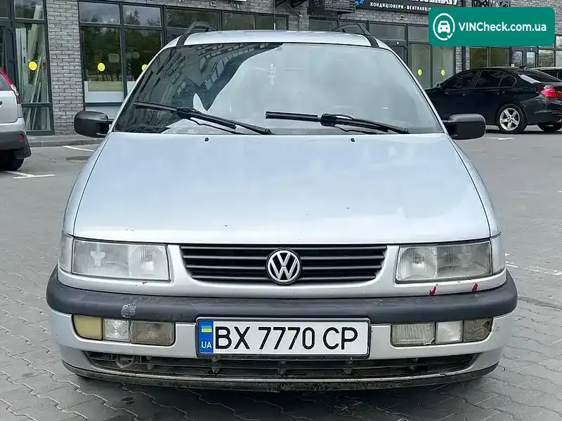 Volkswagen Passat 1994, фото з оголошення 2 з 21, VIN WVWZZZ3AZRE057583