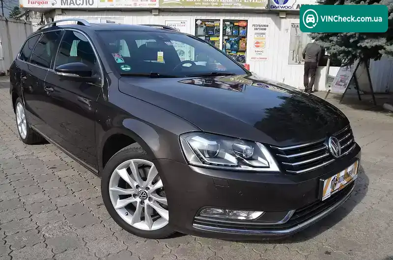 Volkswagen Passat 2014, фото з оголошення 1 з 20, VIN WVWZZZ3CZFE010049
