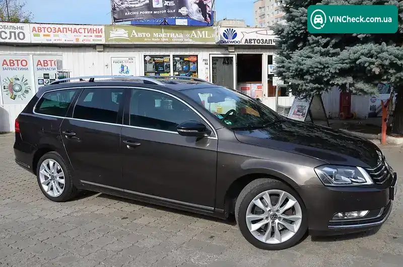 Volkswagen Passat 2014, фото з оголошення 2 з 20, VIN WVWZZZ3CZFE010049