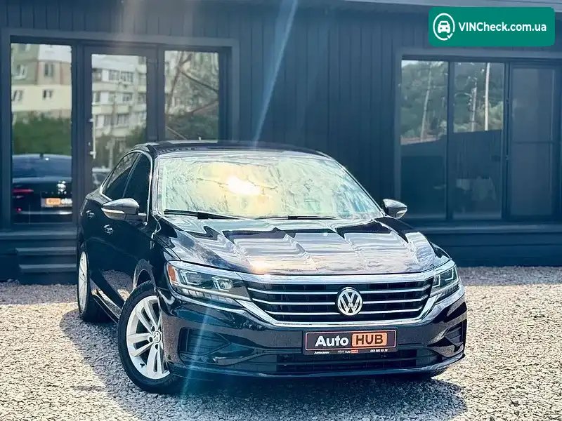 Volkswagen Passat 2019, фото з оголошення 1 з 18, VIN 1VWSA7A36LC006568