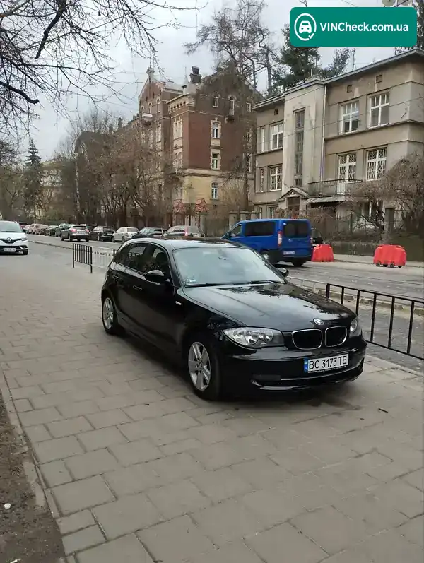 BMW 1 Series 2010, фото з оголошення 2 з 18, VIN WBAUD71060P494611