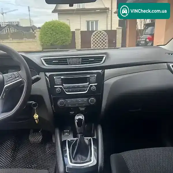 Nissan Qashqai 2018, фото з оголошення 2 з 12, VIN SJNFEAJ11U2439975