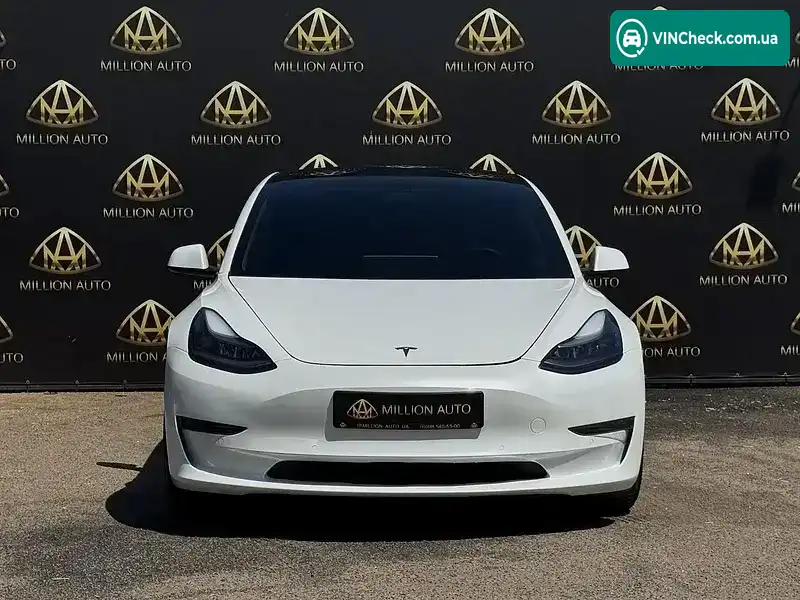 Tesla Model 3 2021, фото з оголошення 2 з 21, VIN 5YJ3E1EC4MF064900