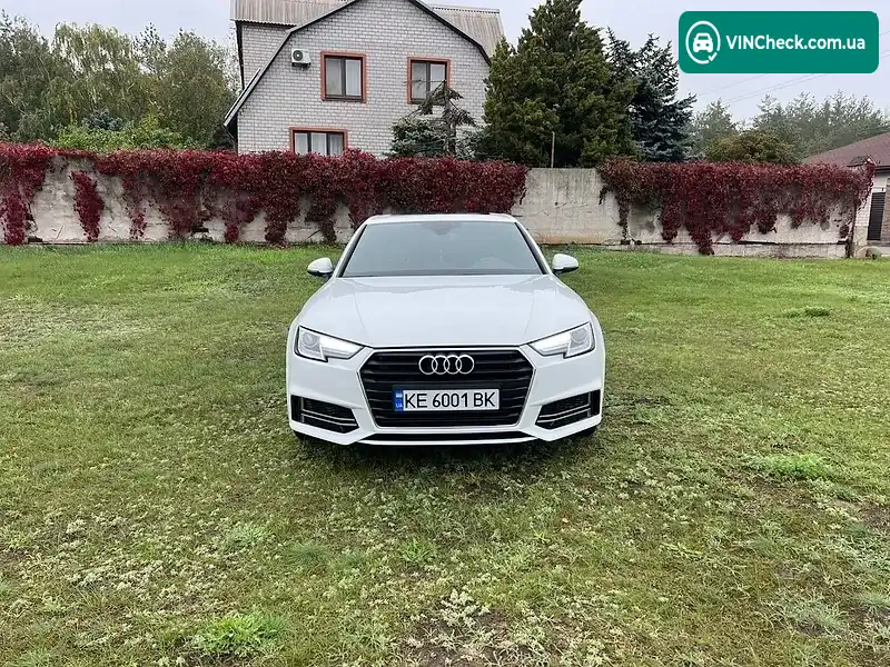 Audi A4 2018, фото з оголошення 2 з 12, VIN WAUKMAF43JA223851