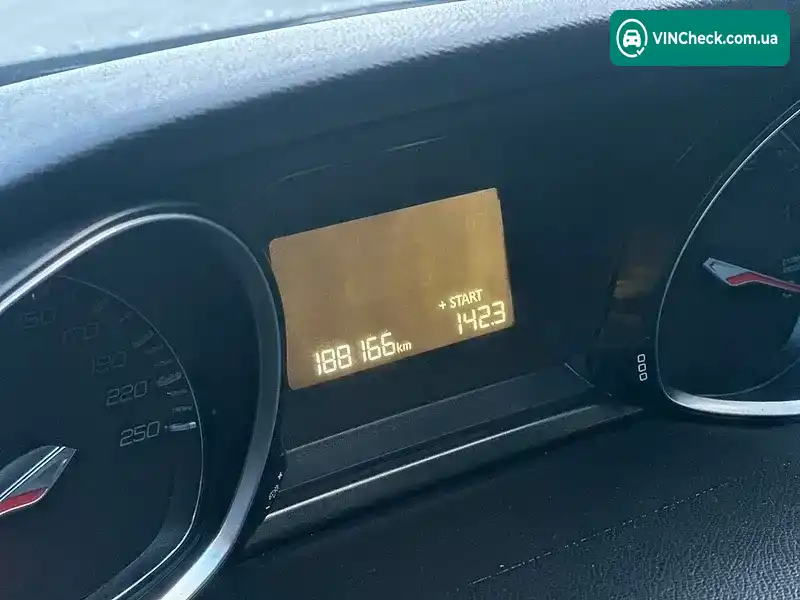 Peugeot 308 2017, фото з оголошення 2 з 21, VIN VF3LCBHZWHS233192