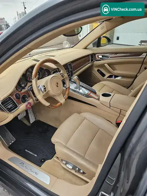 Porsche Panamera 2013, фото з оголошення 1 з 21, VIN WP0ZZZ97ZEL025722