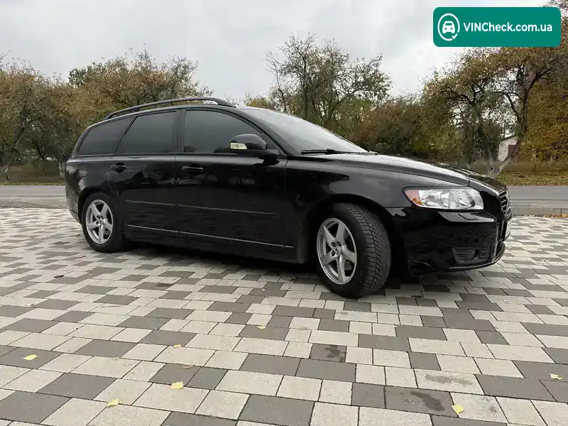 Volvo V50 2009, фото з оголошення 1 з 7, VIN YV1MW76F2A2541209
