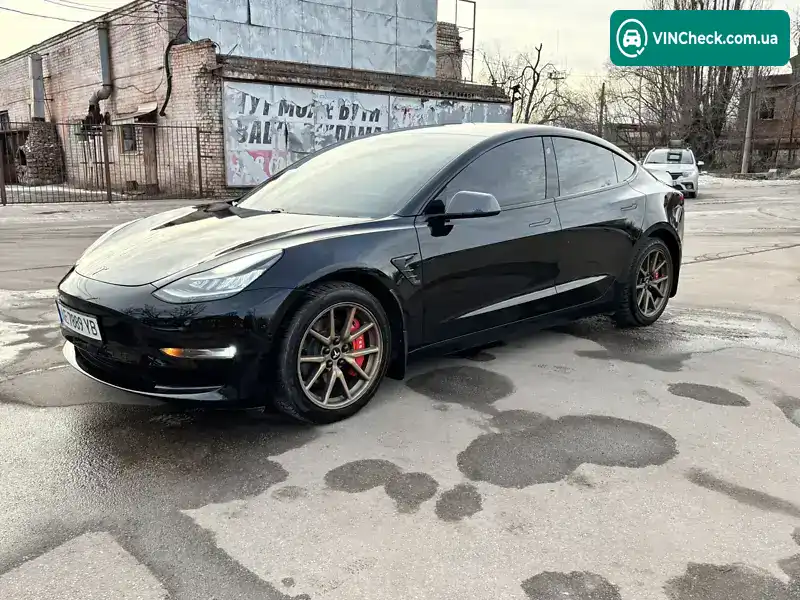 Tesla Model 3 2018, фото з оголошення 1 з 14, VIN 5YJ3E1EB8JF118685