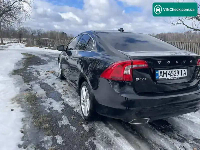 Volvo S60 2014, фото з оголошення 2 з 9, VIN YV126MFKXF1342334