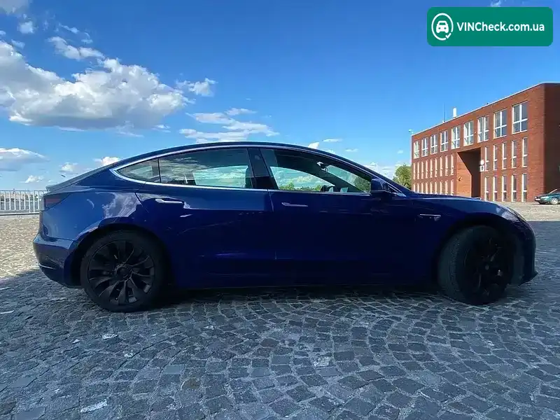 Tesla Model 3 2019, фото з оголошення 2 з 8, VIN 5YJ3E1EA4KF306547