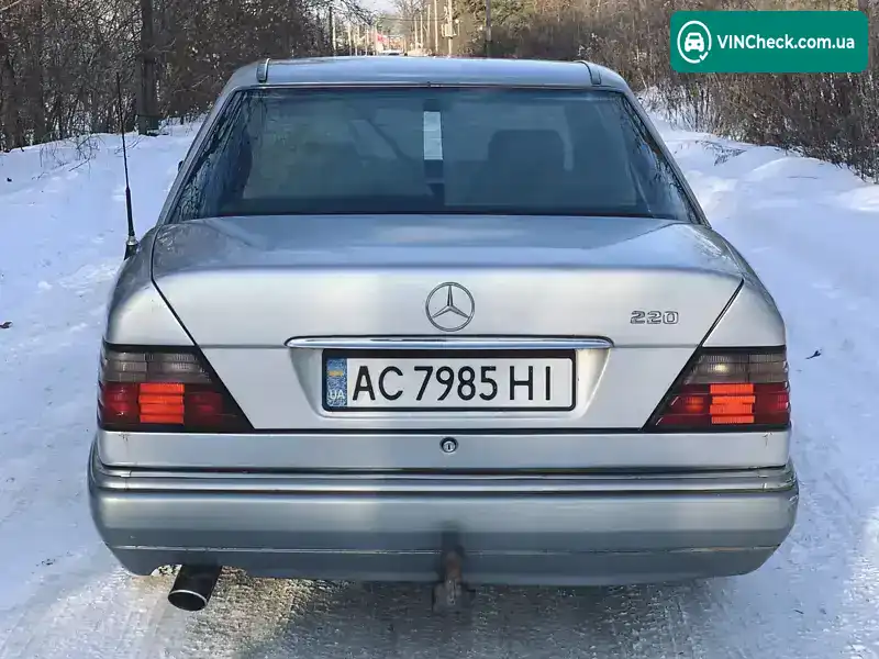 Mercedes-Benz E-Class 1994, фото з оголошення 2 з 12, VIN WDB1240221C196399