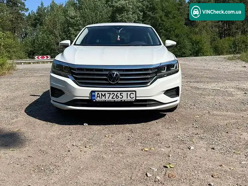 Volkswagen Passat 2019, фото з оголошення 1 з 14, VIN 1VWSA7A3XLC006380