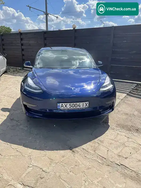 Tesla Model 3 2018, фото з оголошення 2 з 8, VIN 5YG3E1EB4GF064351
