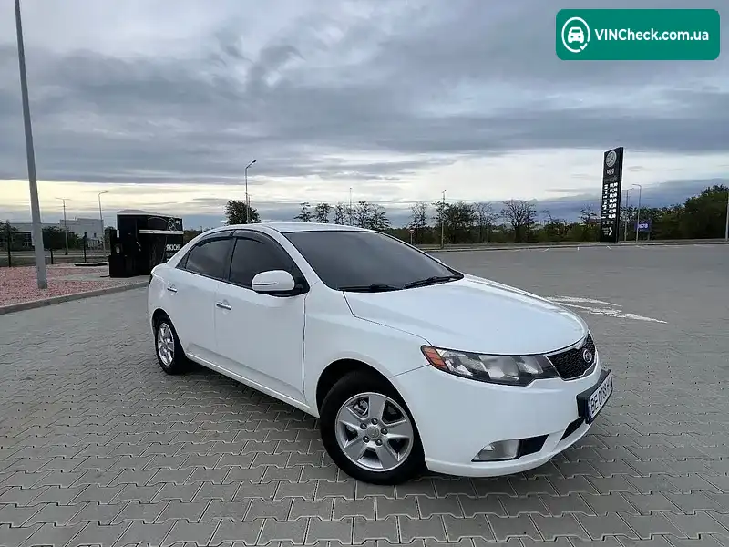 Kia Forte 2010, фото з оголошення 1 з 15, VIN KNAFU416BBA355977