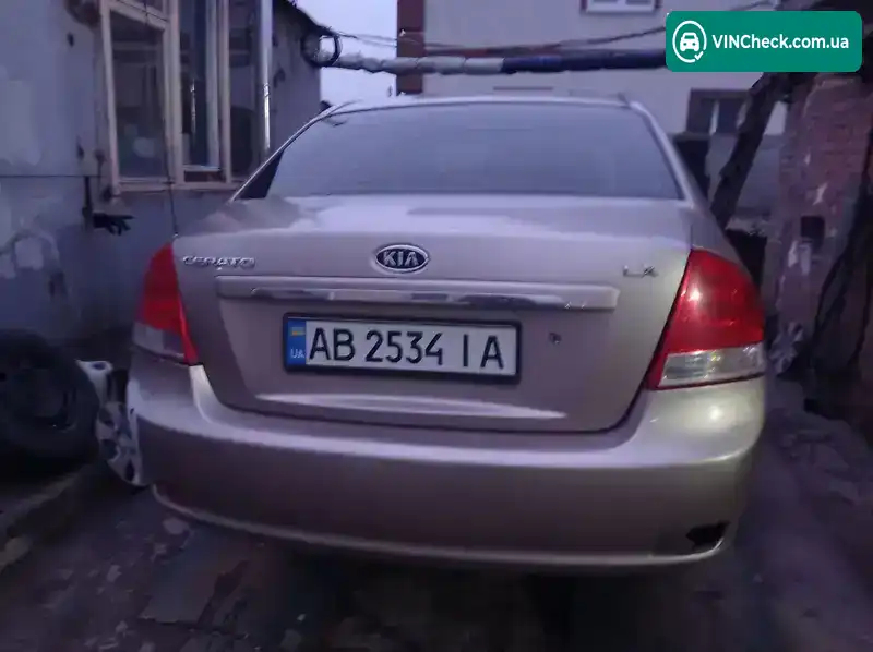 Kia Cerato 2006, фото з оголошення 1 з 12, VIN Y6LFE22726L002659