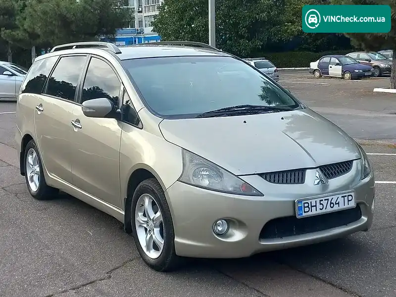 Mitsubishi Grandis 2007, фото з оголошення 2 з 20, VIN JMBLRNA4W7Z001145